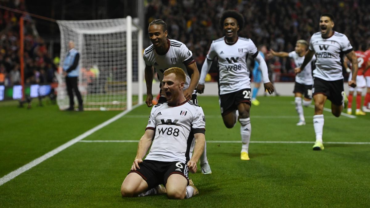 Fulham trở lại sau 1 năm vắng bóng