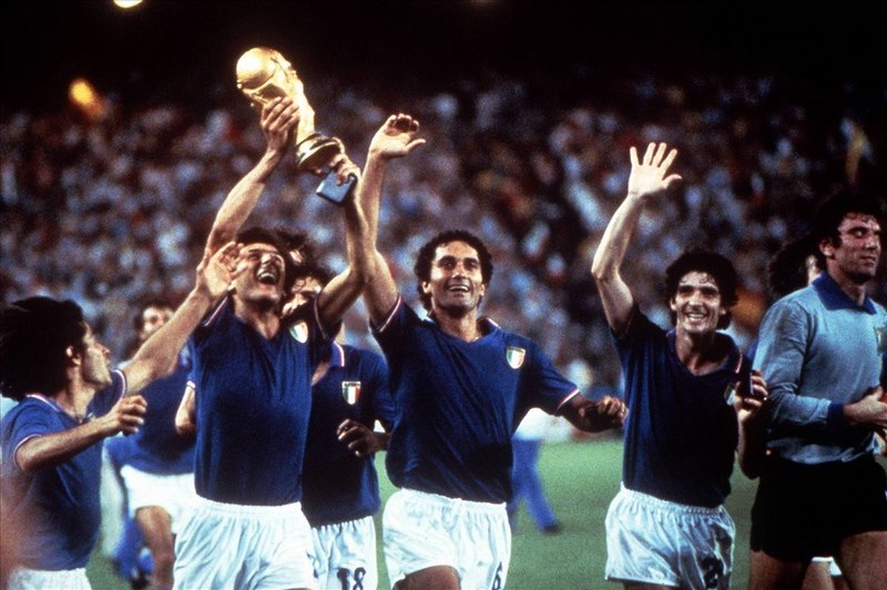 1982 ai vô địch World Cup - gọi tên nhà vô địch Italia